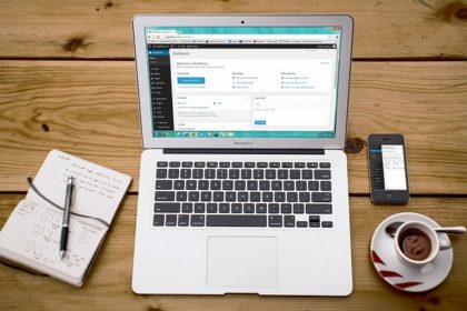laptop-593673_640
