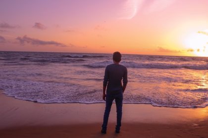 lonely-boy-2531764_640