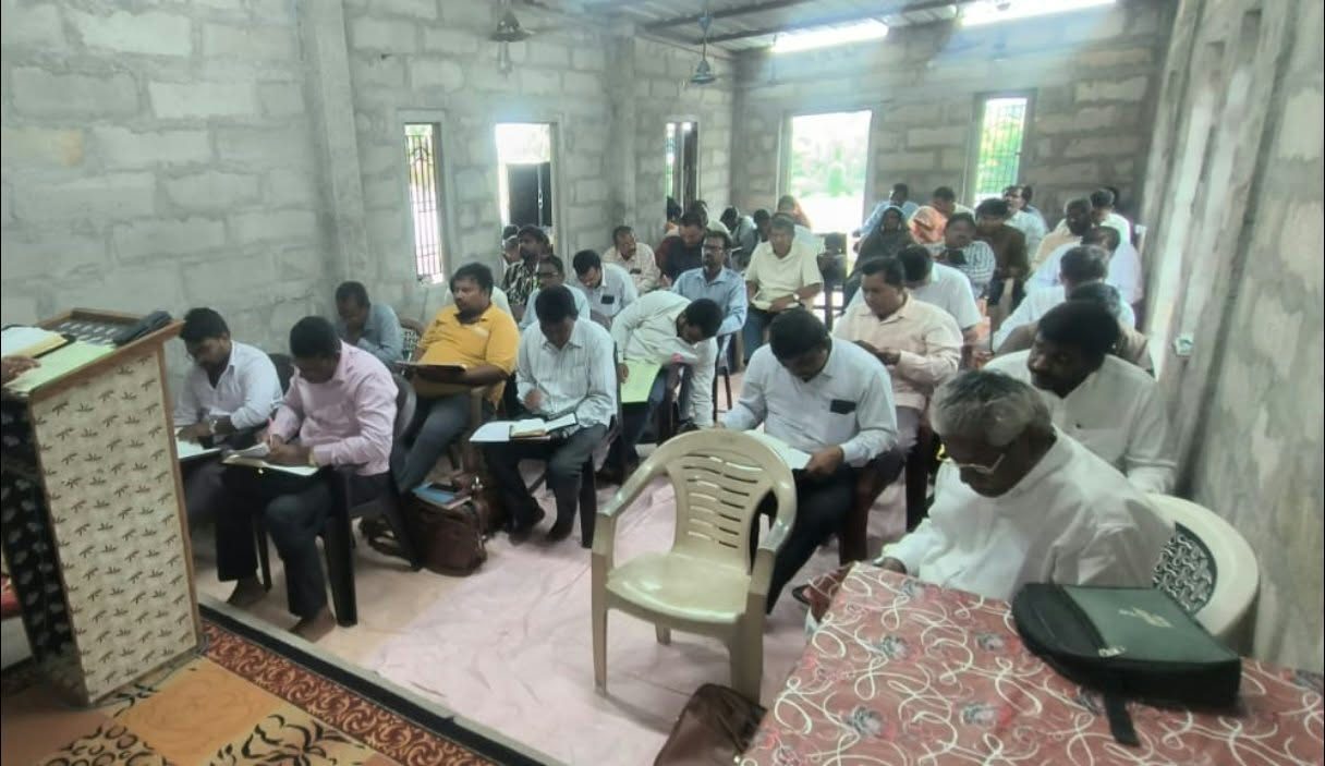Naveen's students taking notes in class in Samarlakota, India